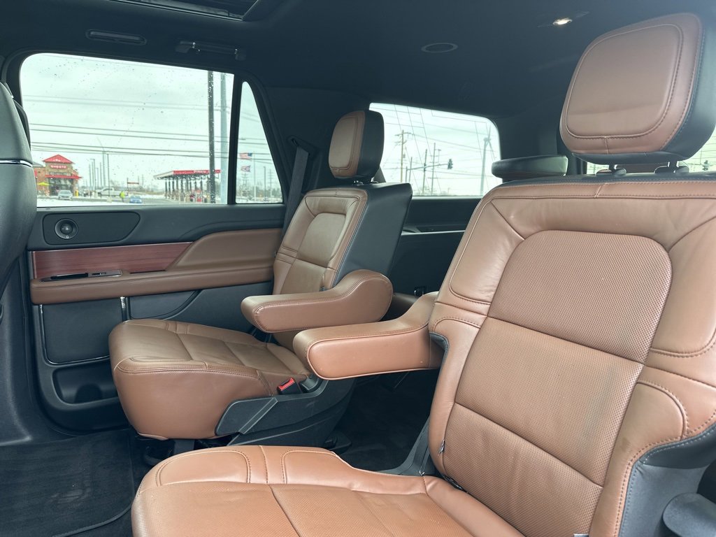 Used 2022 Lincoln Navigator Reserve image 20