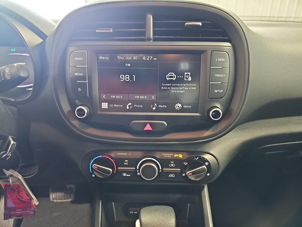 Certified 2025 Kia Soul LX w/ LX Technology Package FWD image 19