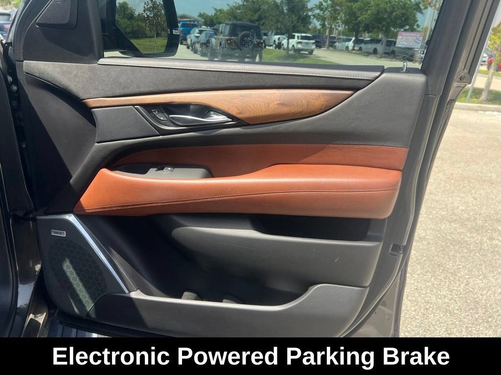 Used 2020 Cadillac Escalade Premium Luxury w/ LPO, Radiant Package RWD image 11