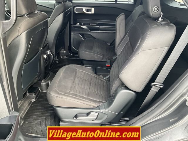 Used 2020 Ford Explorer XLT w/ Comfort Package image 31
