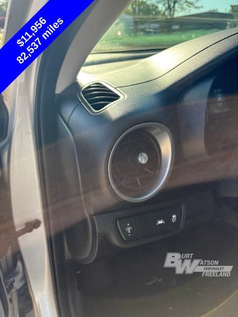 Used 2019 Kia Forte LXS FWD image 13