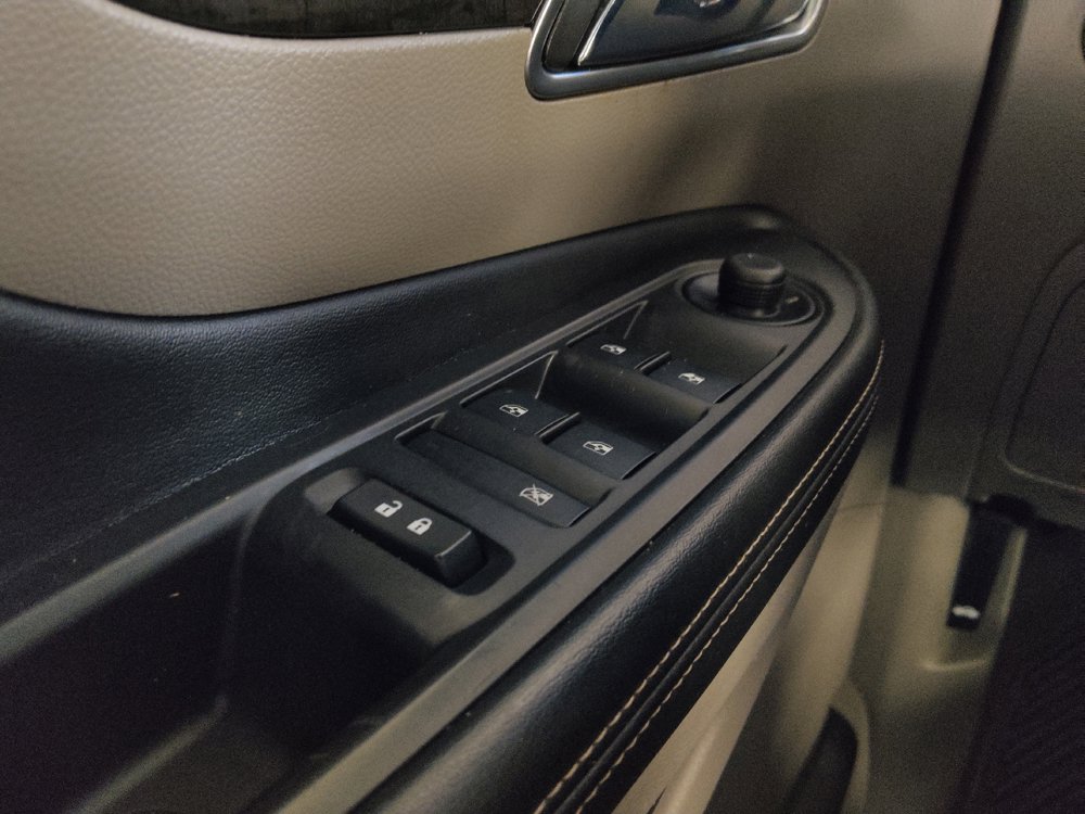 Used 2014 Buick Encore FWD image 27