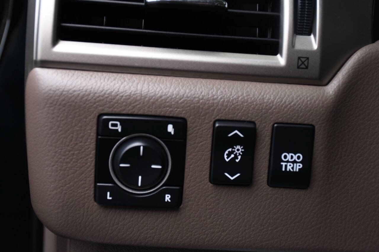 Used 2016 Lexus GX 460 Luxury AWD/4WD image 38