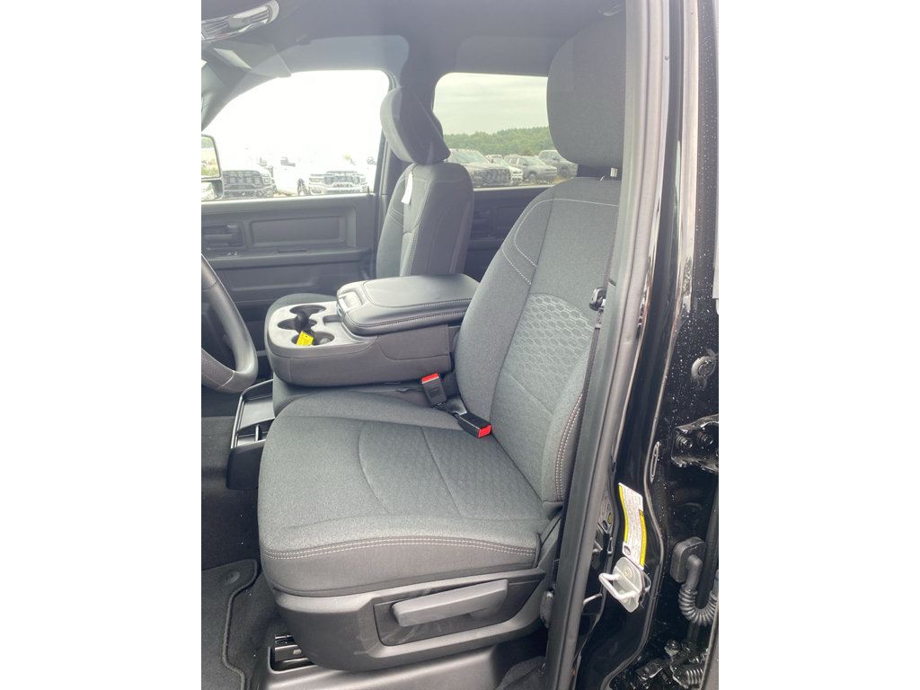 New 2026 RAM 2500 Tradesman AWD/4WD image 19