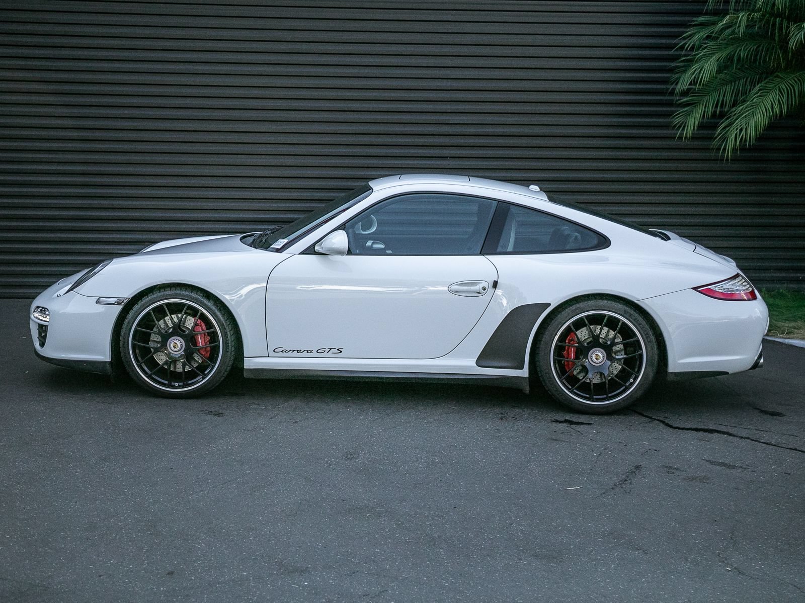 Used 2011 Porsche 911 Carrera GTS RWD image 2