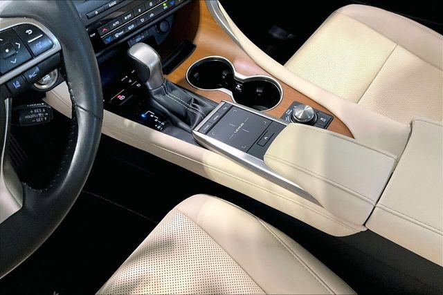 Certified 2022 Lexus RX 350 AWD w/ Premium Package image 18