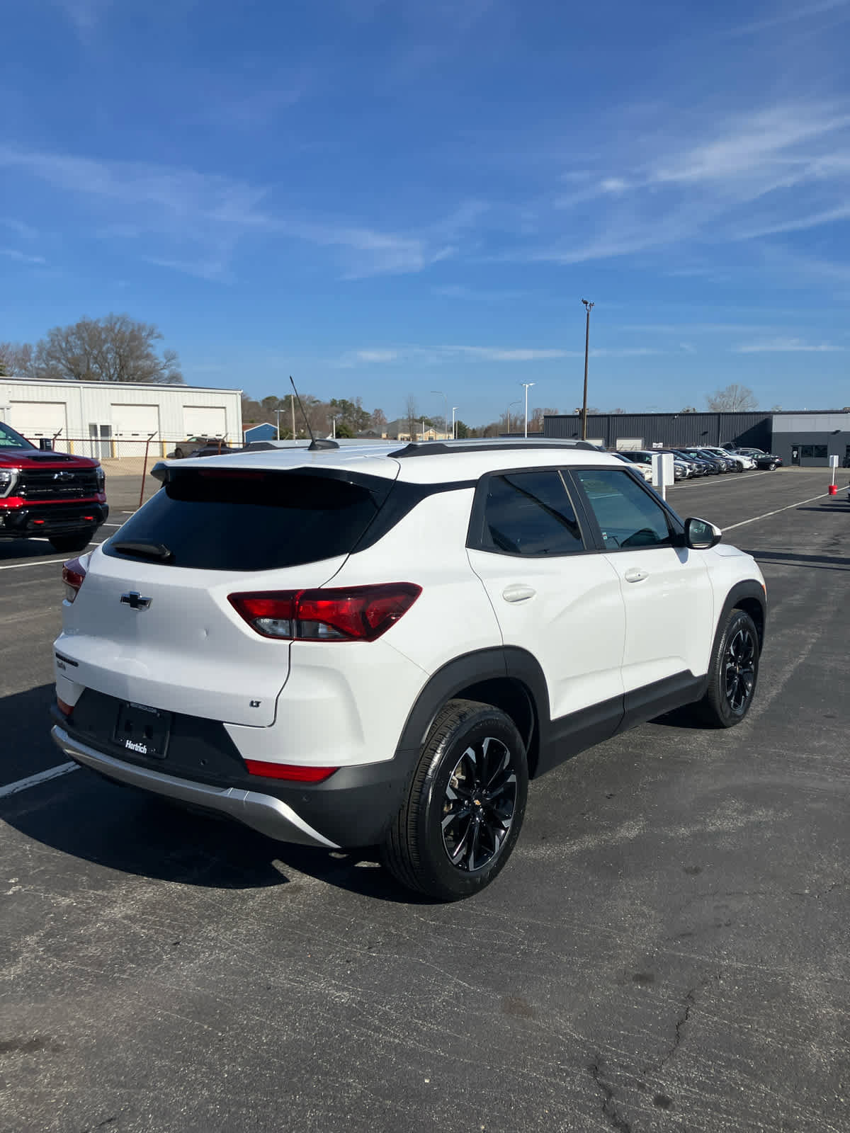 Used 2021 Chevrolet TrailBlazer LT w/ Driver Confidence Package image 3