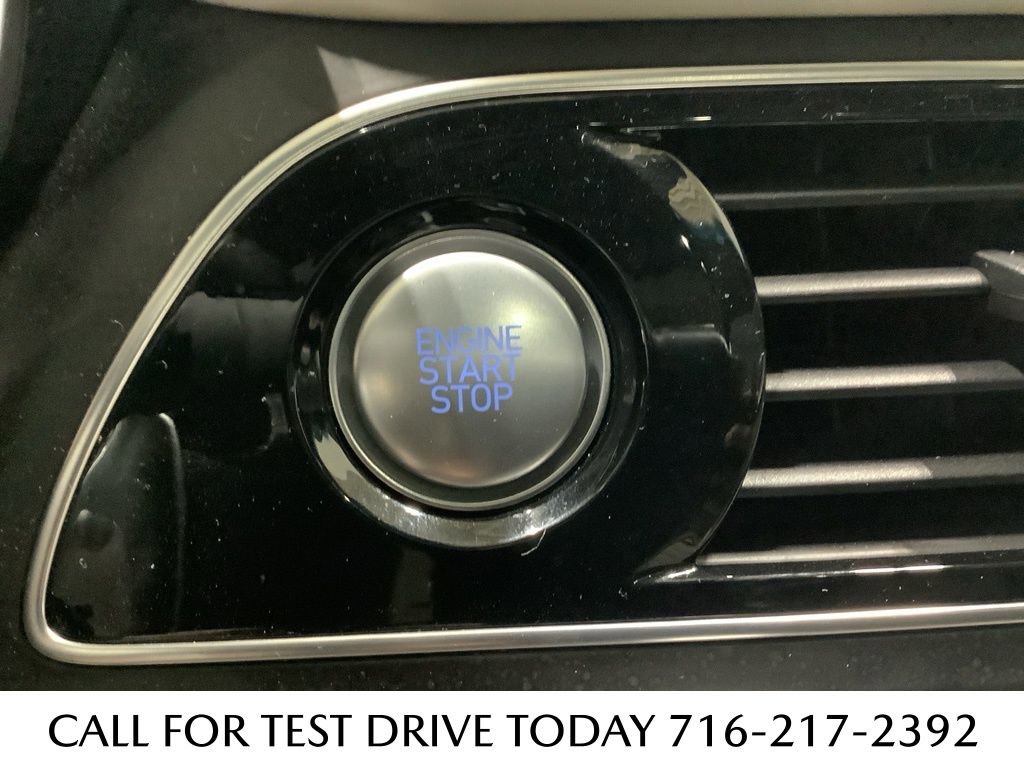 Used 2023 Genesis G70 3.3T w/ Sport Prestige Package image 21