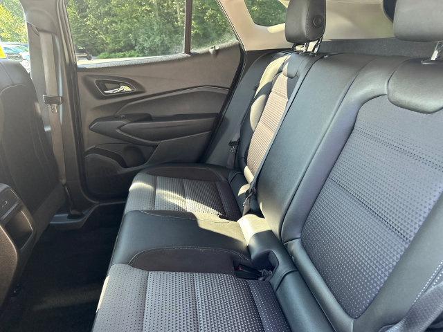 Certified 2024 Chevrolet Trax LT w/ LT Convenience Package FWD image 16