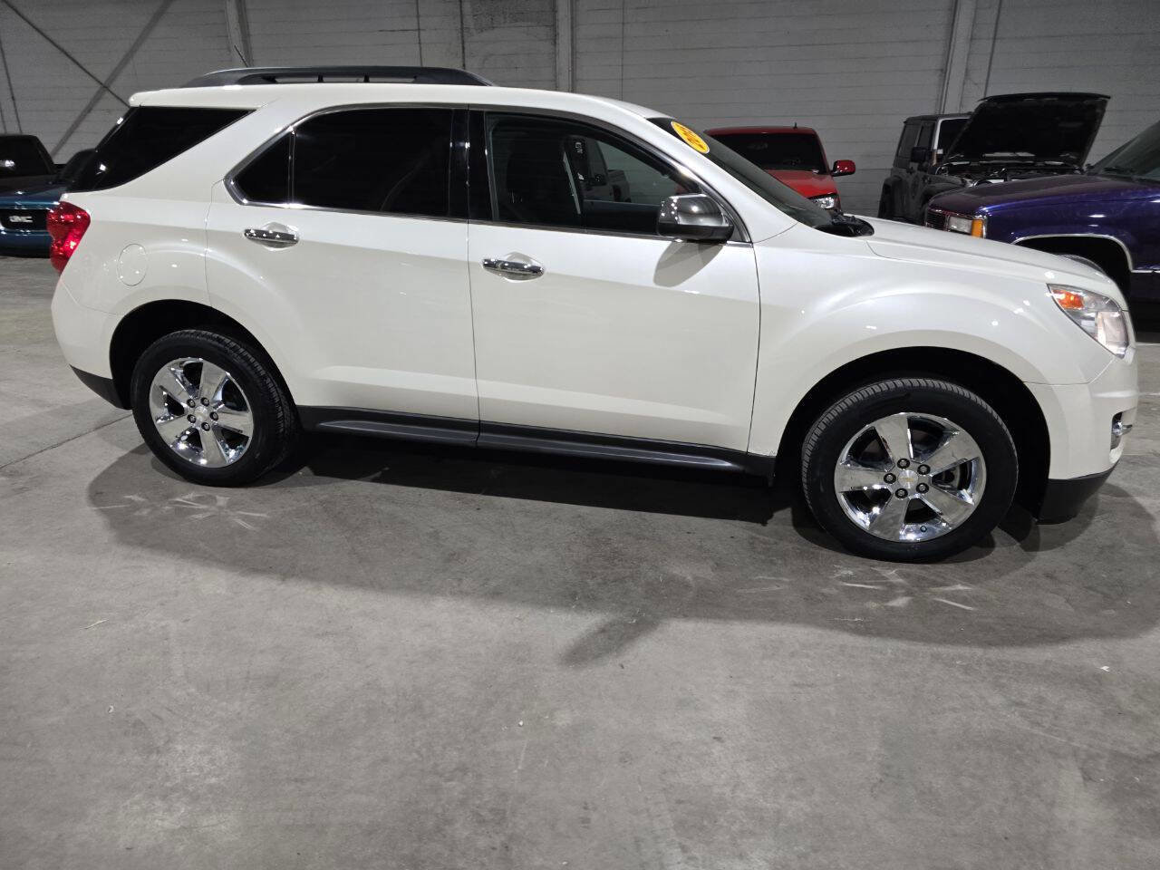 Used 2015 Chevrolet Equinox LT image 16