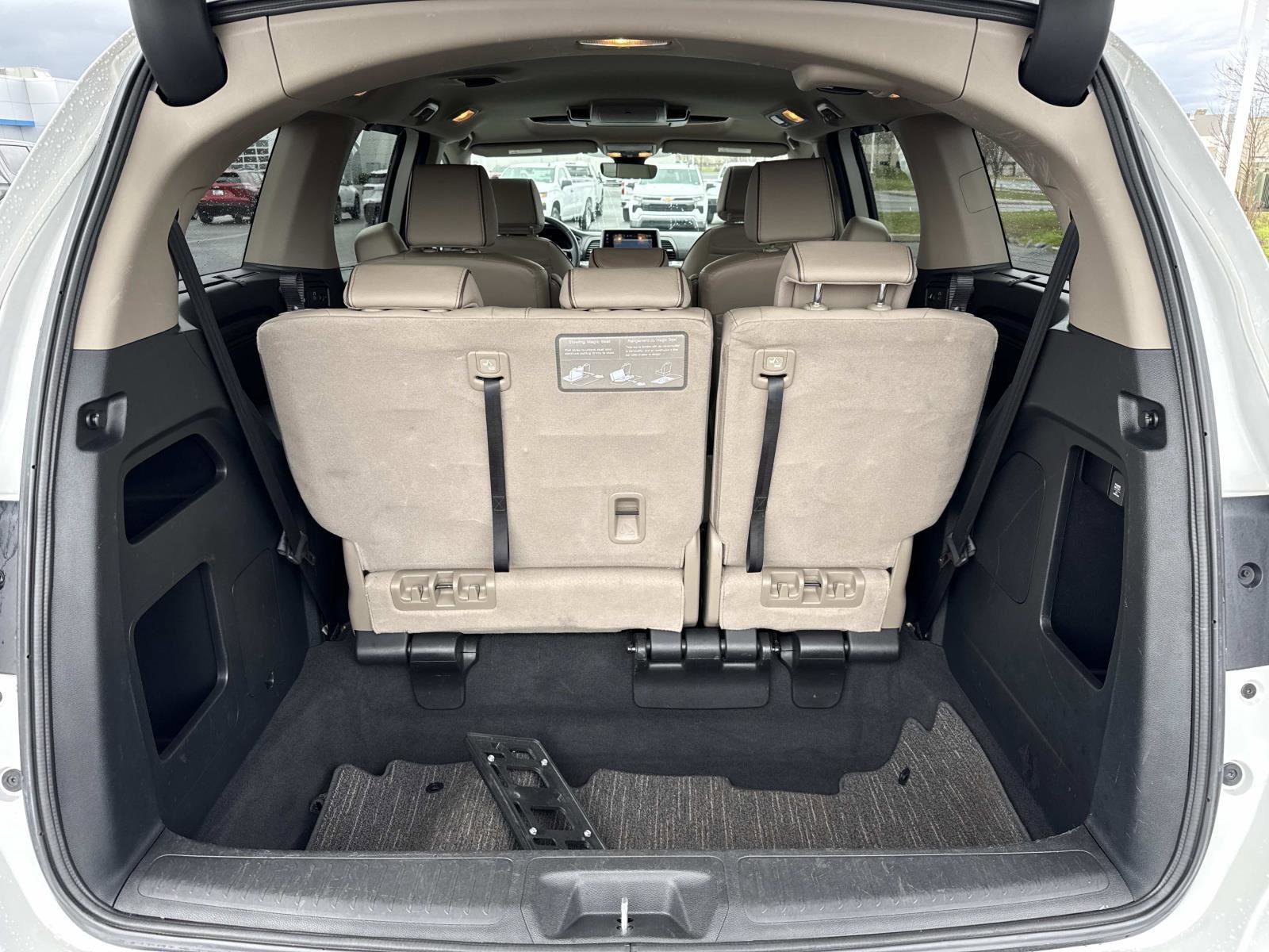 Used 2023 Honda Odyssey Elite image 21