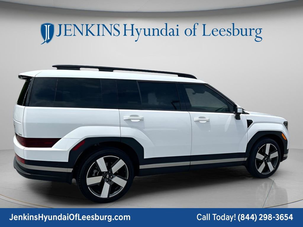 Certified 2024 Hyundai Santa Fe Limited FWD image 5