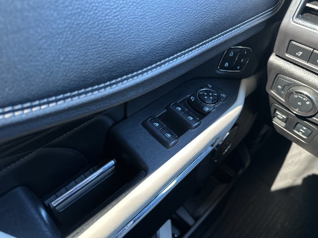 Used 2018 Ford Expedition Max Platinum AWD/4WD image 14