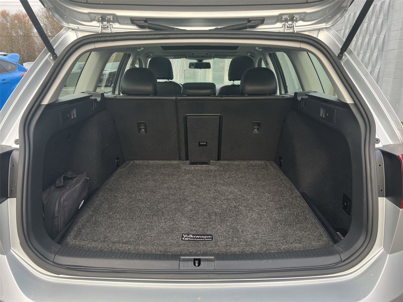 Used 2017 Volkswagen Golf Alltrack SE image 23