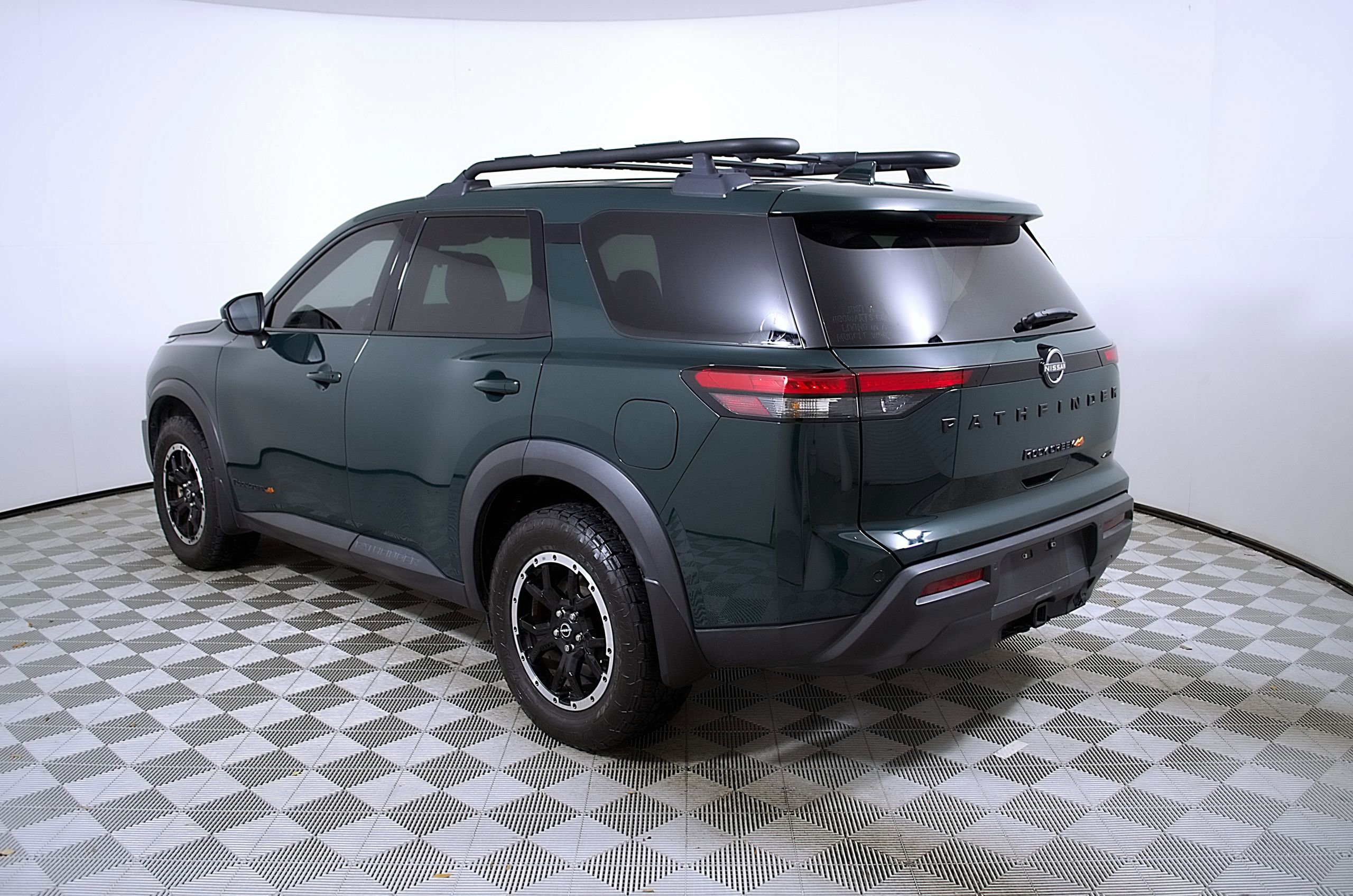 Used 2024 Nissan Pathfinder Rock Creek AWD/4WD image 10