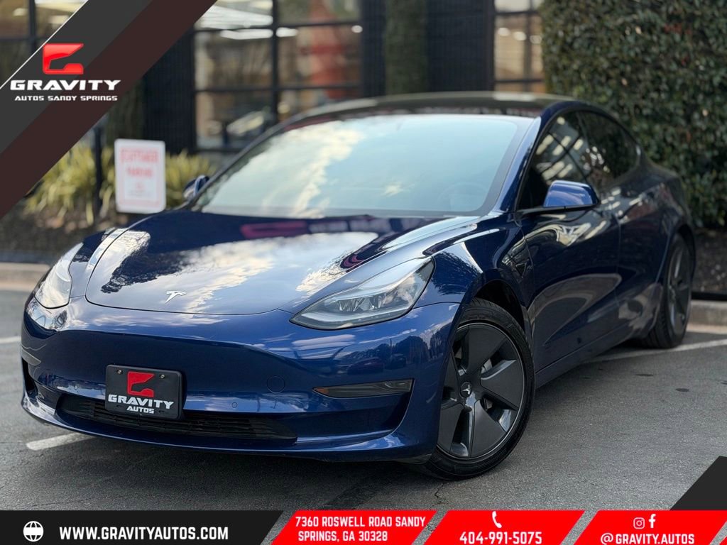 Used 2021 Tesla Model 3 Standard Range image 1