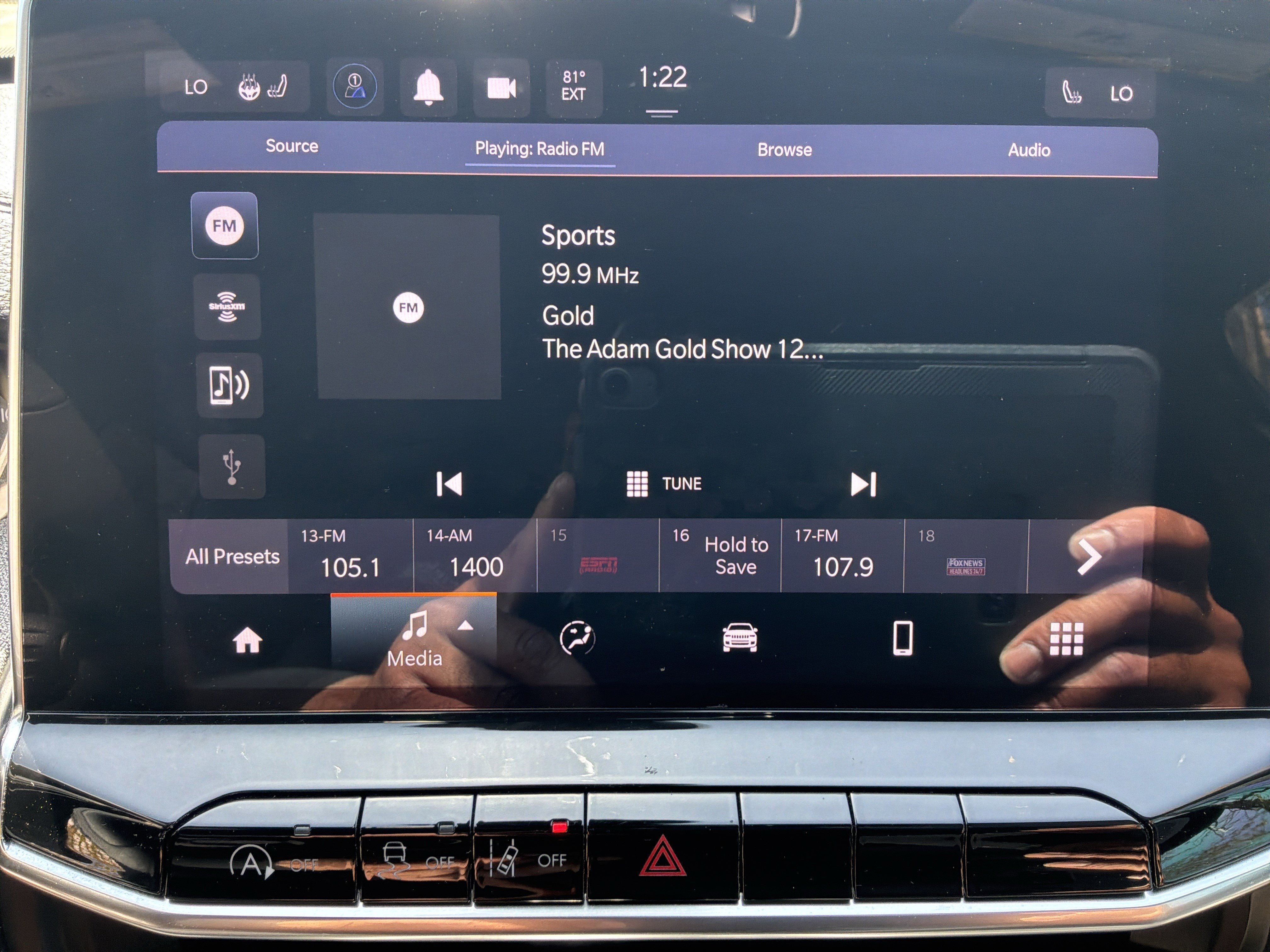 Used 2024 Jeep Compass Latitude w/ Convenience Group image 23