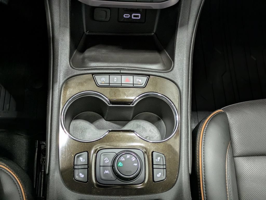 Used 2021 GMC Acadia AT4 w/ Trailering Package AWD/4WD image 37