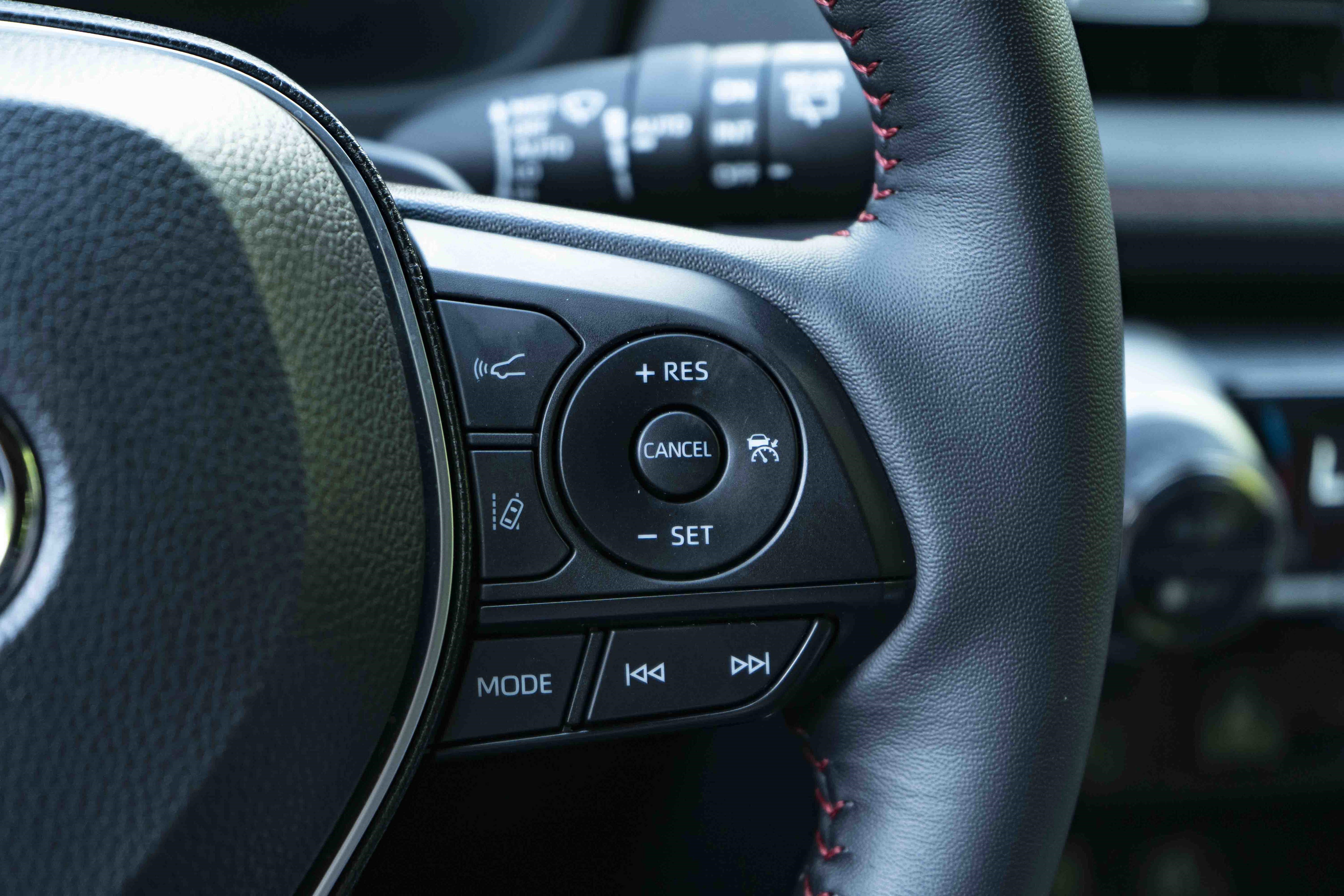 Used 2025 Toyota RAV4 XSE w/ Weather Package image 21