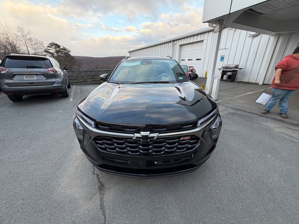 New 2026 Chevrolet Trax RS image 8