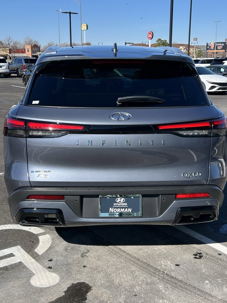 Used 2023 INFINITI QX60 Luxe image 4