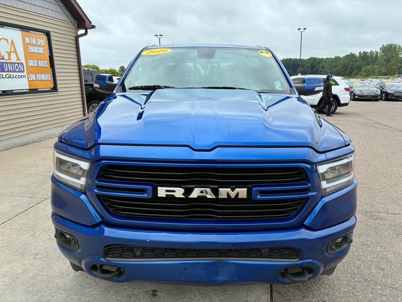 Used 2019 RAM 1500 Big Horn AWD/4WD image 2