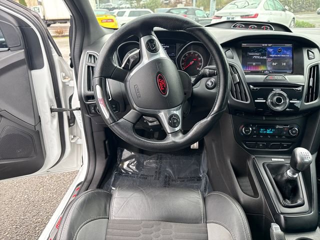 Used 2013 Ford Focus ST image 18