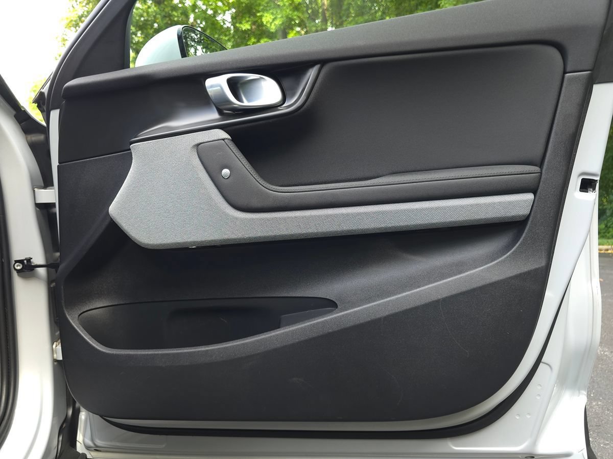 Used 2023 Polestar Polestar 2 w/ Pilot Pack FWD image 23
