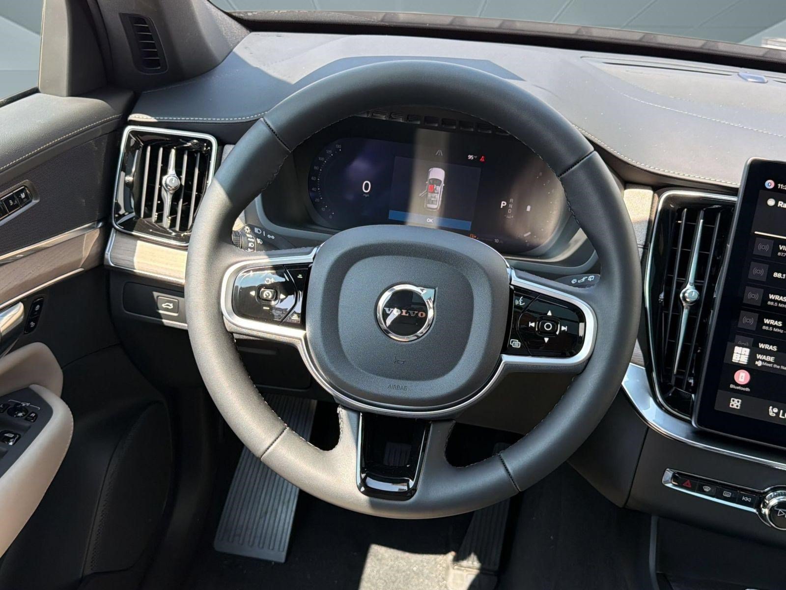 New 2026 Volvo XC90 B6 Plus w/ Protection Package AWD/4WD image 11