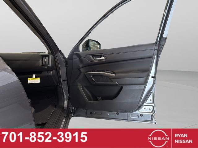 New 2026 Nissan Pathfinder SL image 37