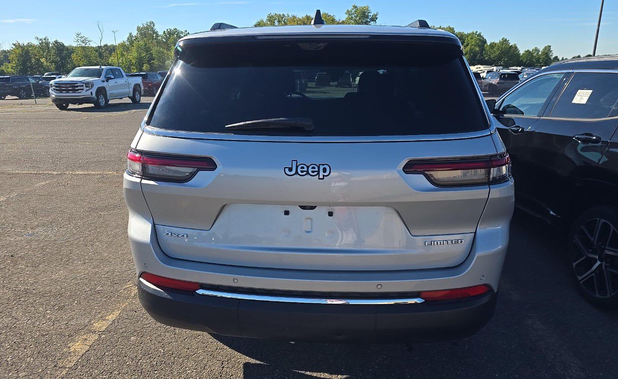 Used 2025 Jeep Grand Cherokee L Limited w/ Luxury Tech Group II AWD/4WD image 5