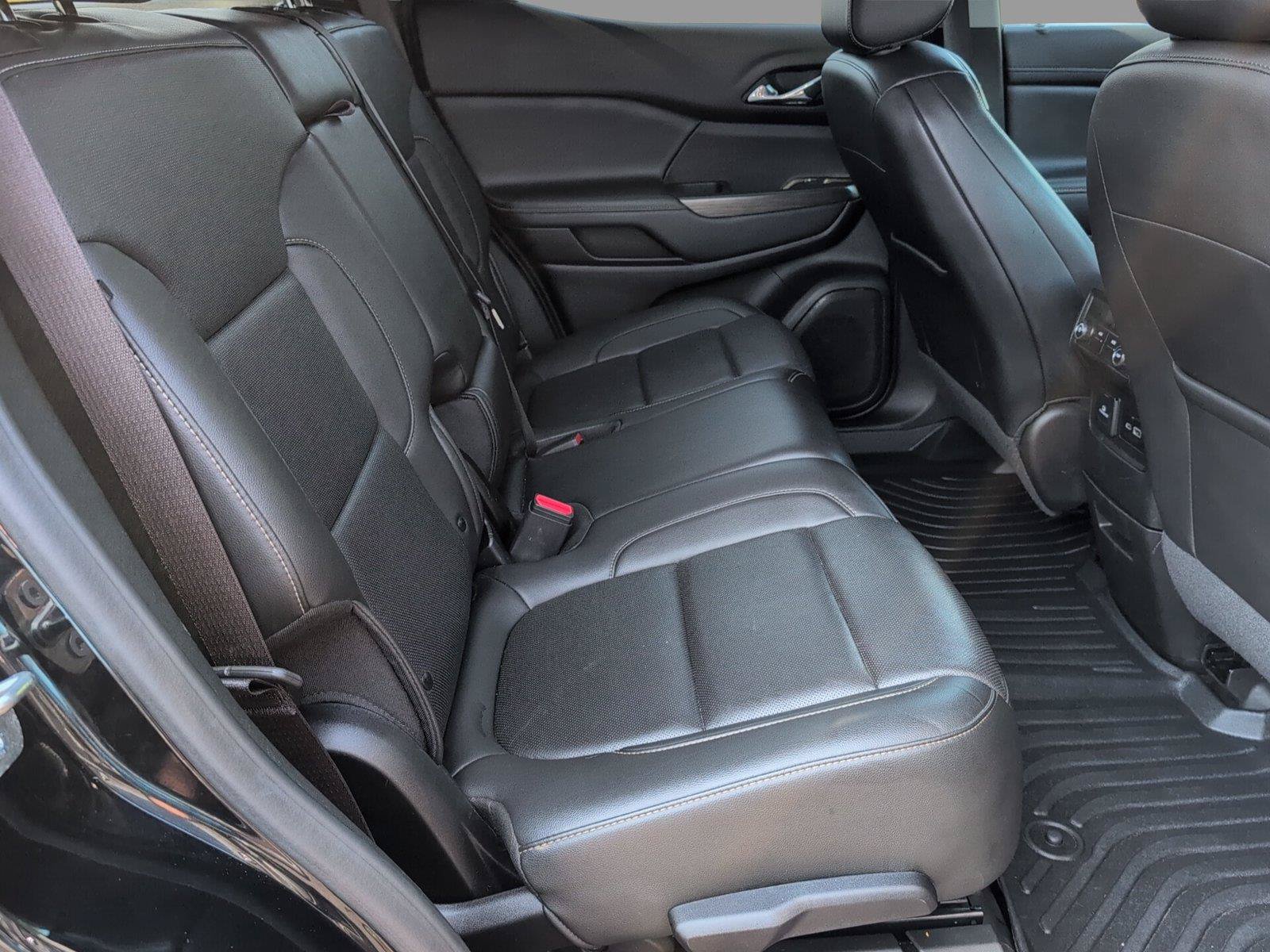 Used 2023 GMC Acadia SLT AWD/4WD image 35