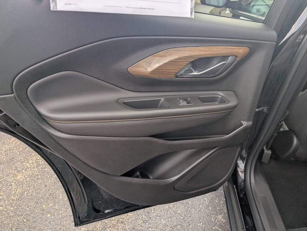 Used 2019 GMC Terrain SLE w/ Driver Convenience Package AWD/4WD image 11