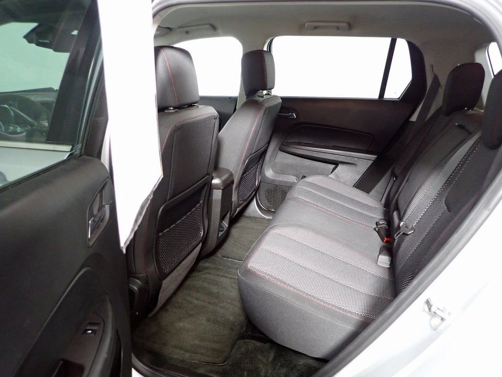 Used 2017 GMC Terrain SLE image 27