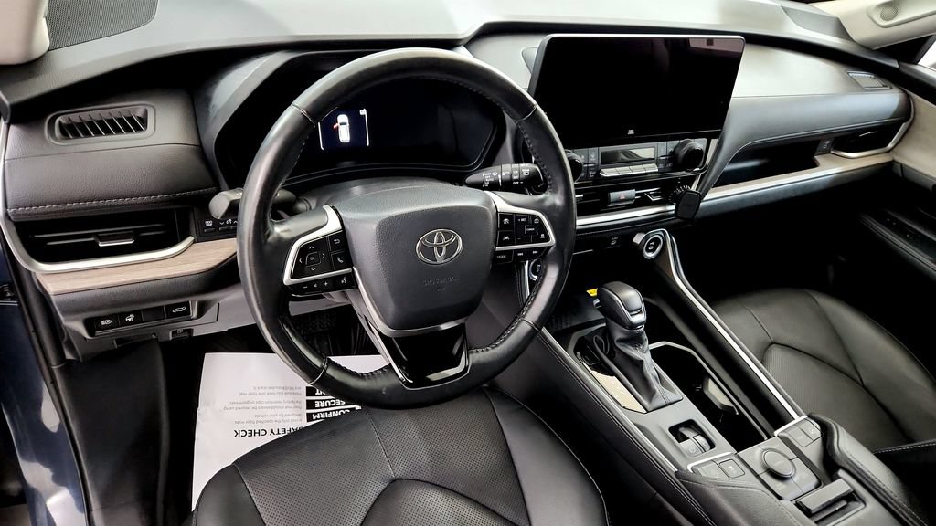 Certified 2024 Toyota Grand Highlander AWD image 25