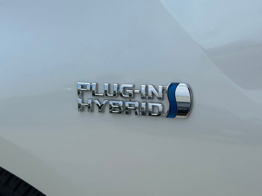Used 2022 Toyota Prius Prime LE FWD image 14