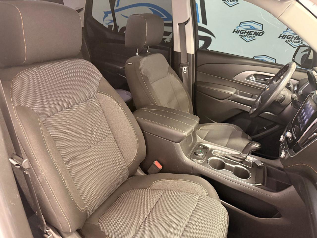 Used 2020 Chevrolet Traverse LT w/ Driver Confidence II Package image 26