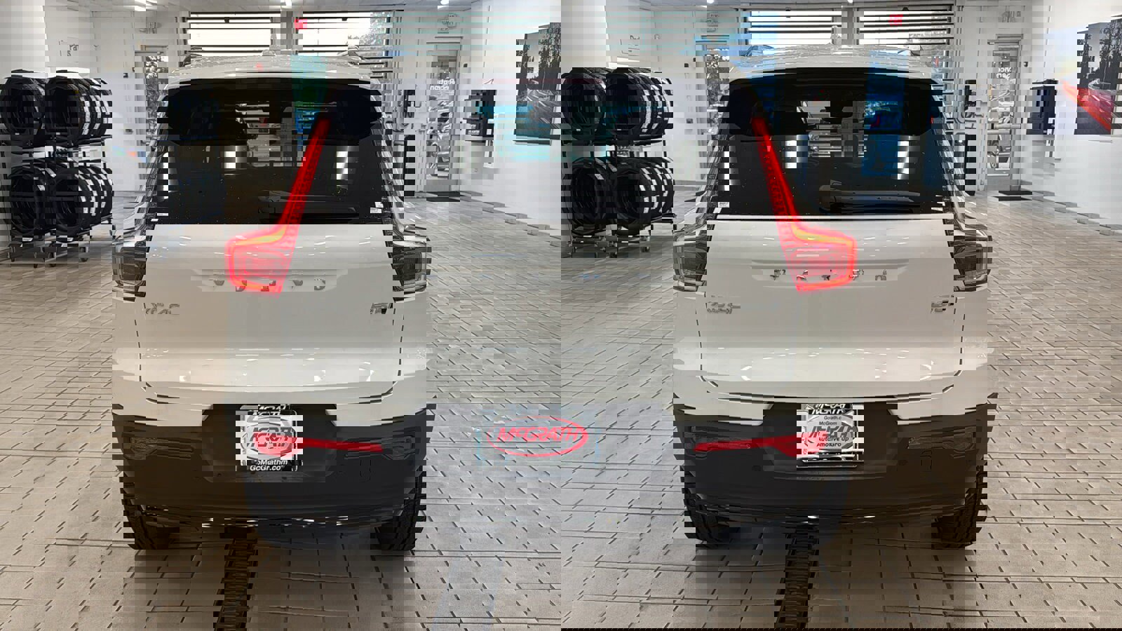 New 2026 Volvo XC40 B5 Ultra w/ Protection Package Premier image 6