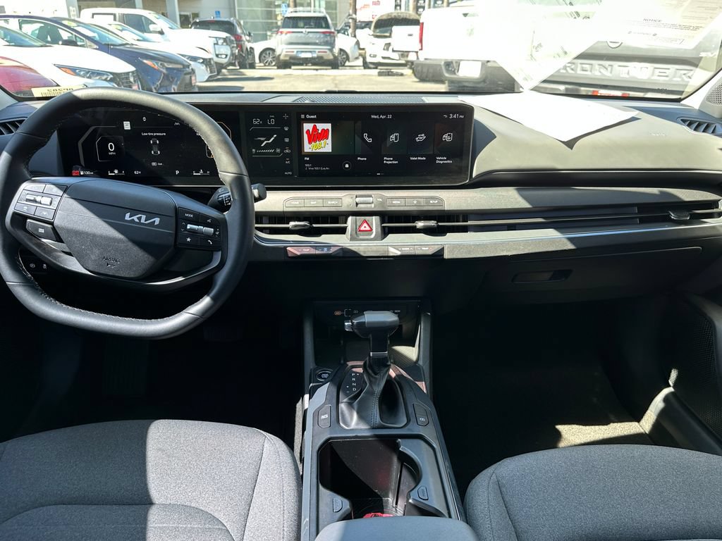 Used 2025 Kia K4 EX FWD image 19