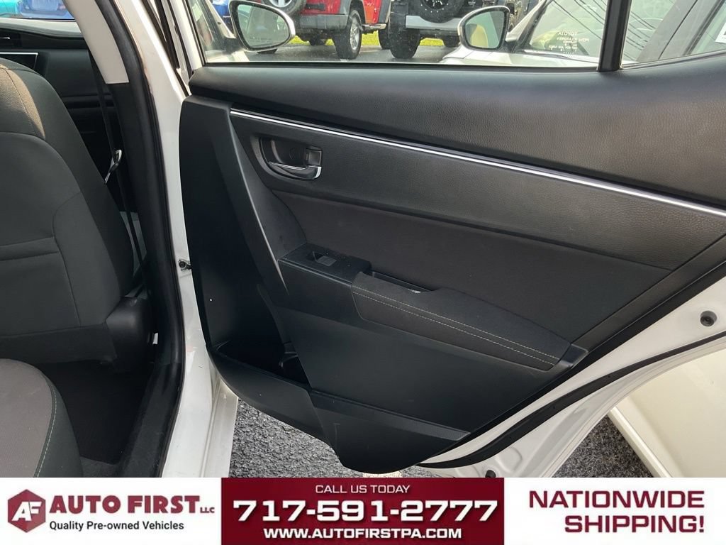 Used 2019 Toyota Corolla LE FWD image 12