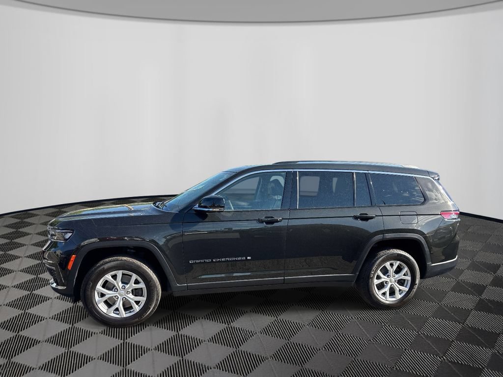 Used 2023 Jeep Grand Cherokee L Limited w/ Luxury Tech Group II AWD/4WD image 2