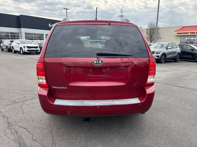 Used 2011 Kia Sedona LX image 4