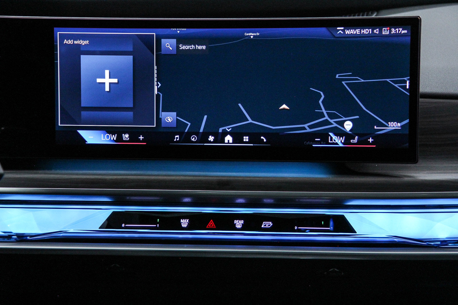 Certified 2023 BMW 740i w/ Parking Assistance Package image 15