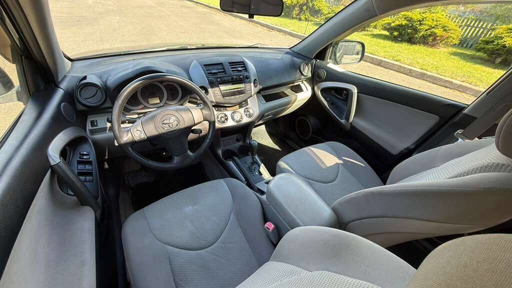 Used 2007 Toyota RAV4 Limited AWD/4WD image 13