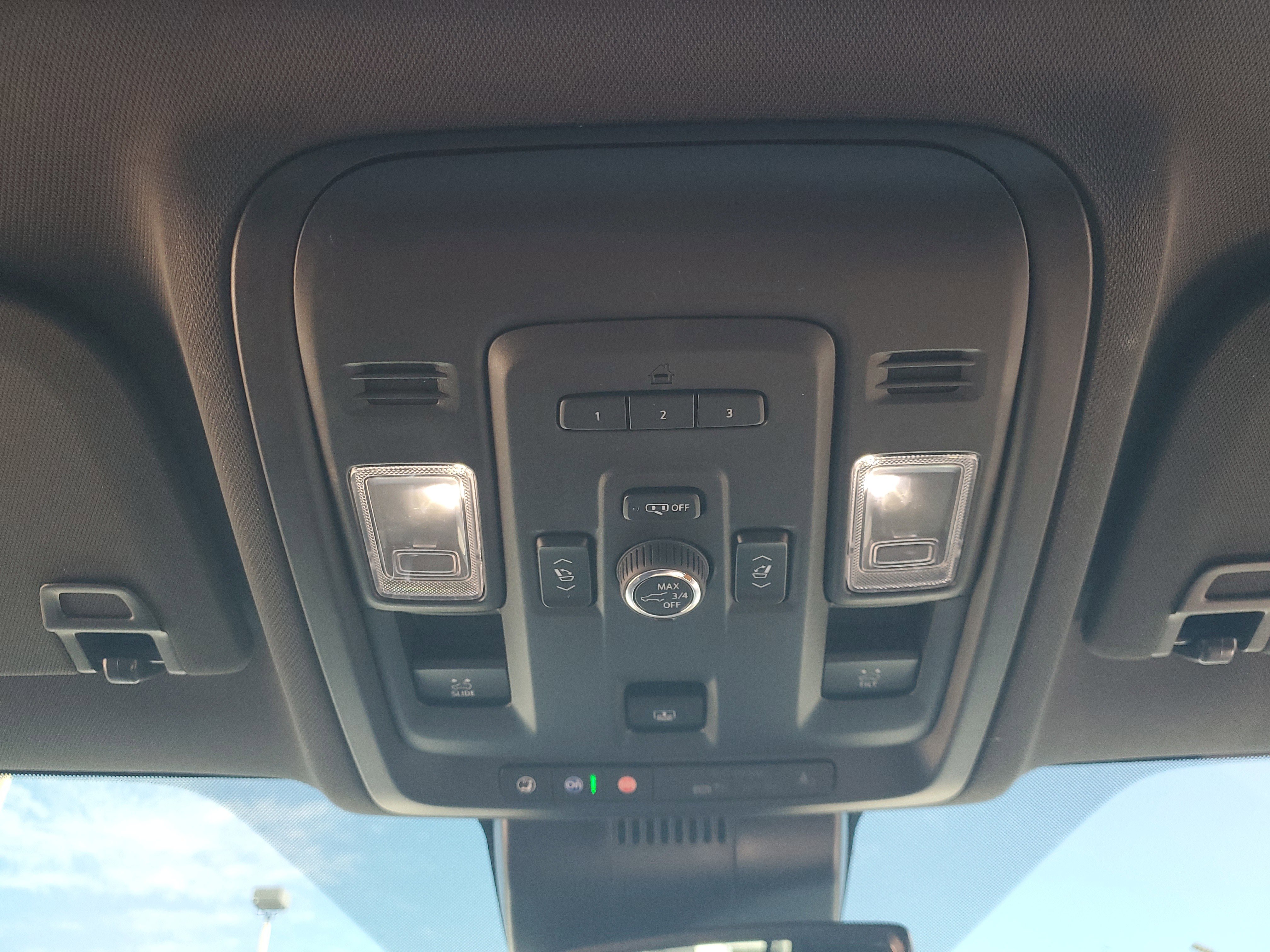 Used 2024 Chevrolet Tahoe RST w/ Luxury Package image 28