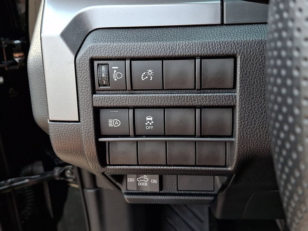 Used 2026 Toyota Tacoma SR5 AWD/4WD image 24