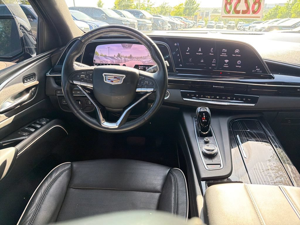 Used 2022 Cadillac Escalade ESV Sport w/ Touring Package AWD/4WD image 32