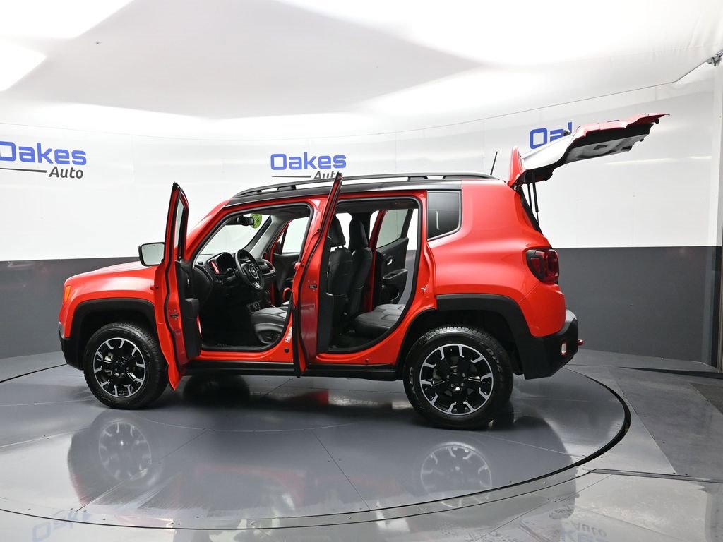 Used 2023 Jeep Renegade Trailhawk w/ Sun/Sound Group image 54