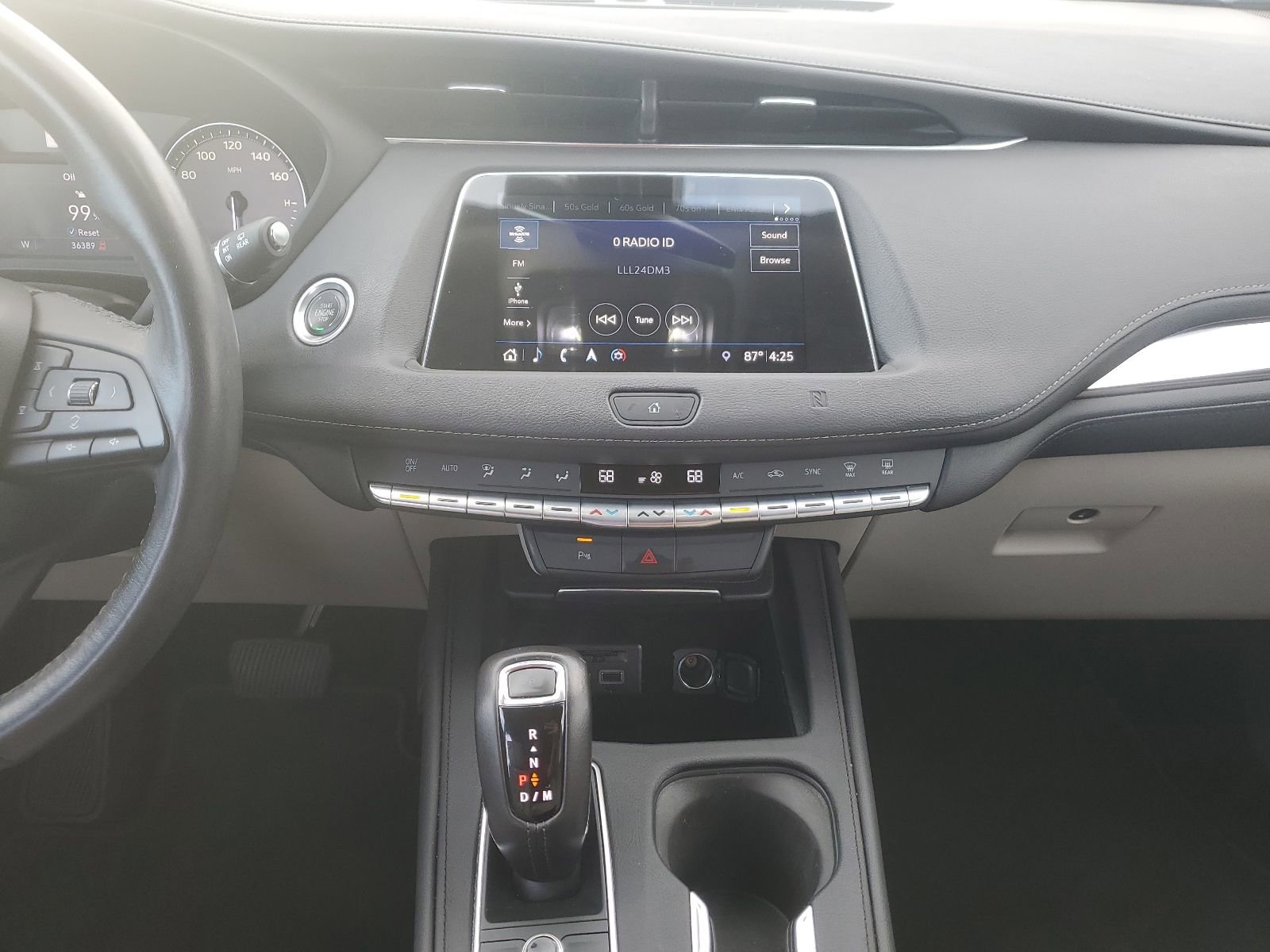 Used 2019 Cadillac XT4 Luxury image 10