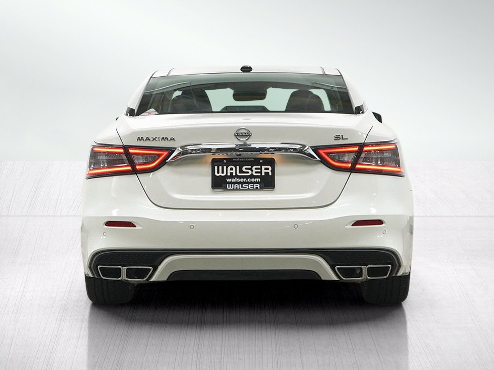 Used 2023 Nissan Maxima SL FWD image 4